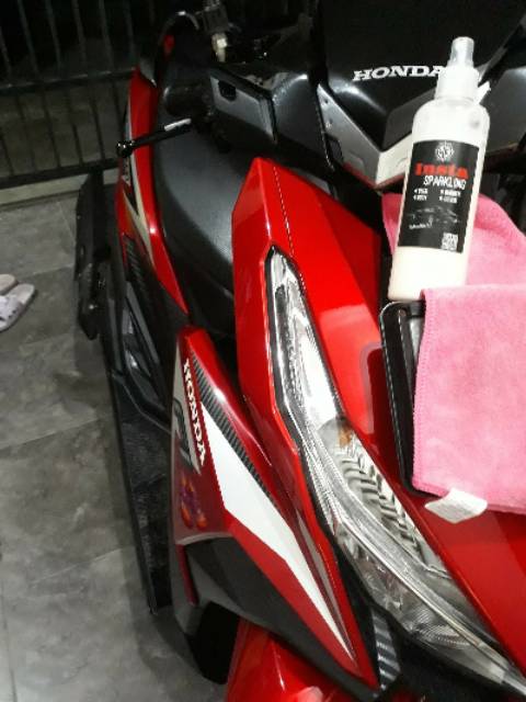 Pengkilap body motor/mobil ukuran 100 ml