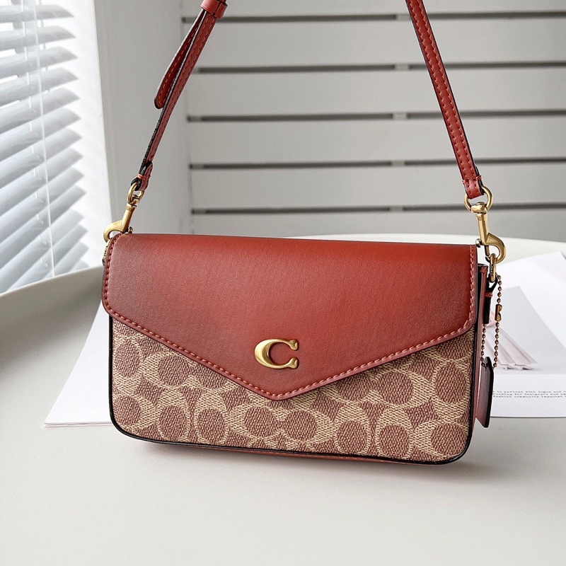 Coach Wyn Shoulder Bag