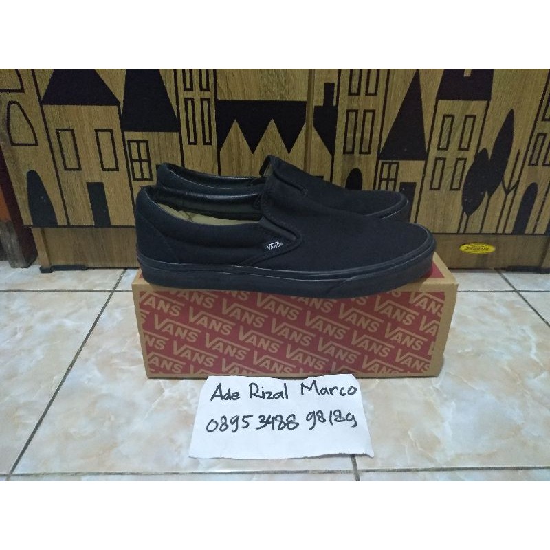 Vans slip on full black (SECOND)