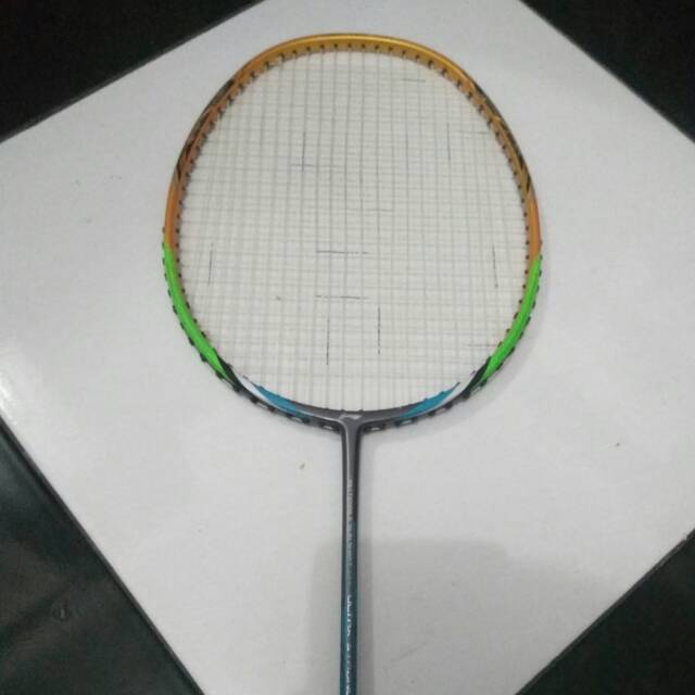 Raket lining ultra strong us series original raket bekas berkwalitas