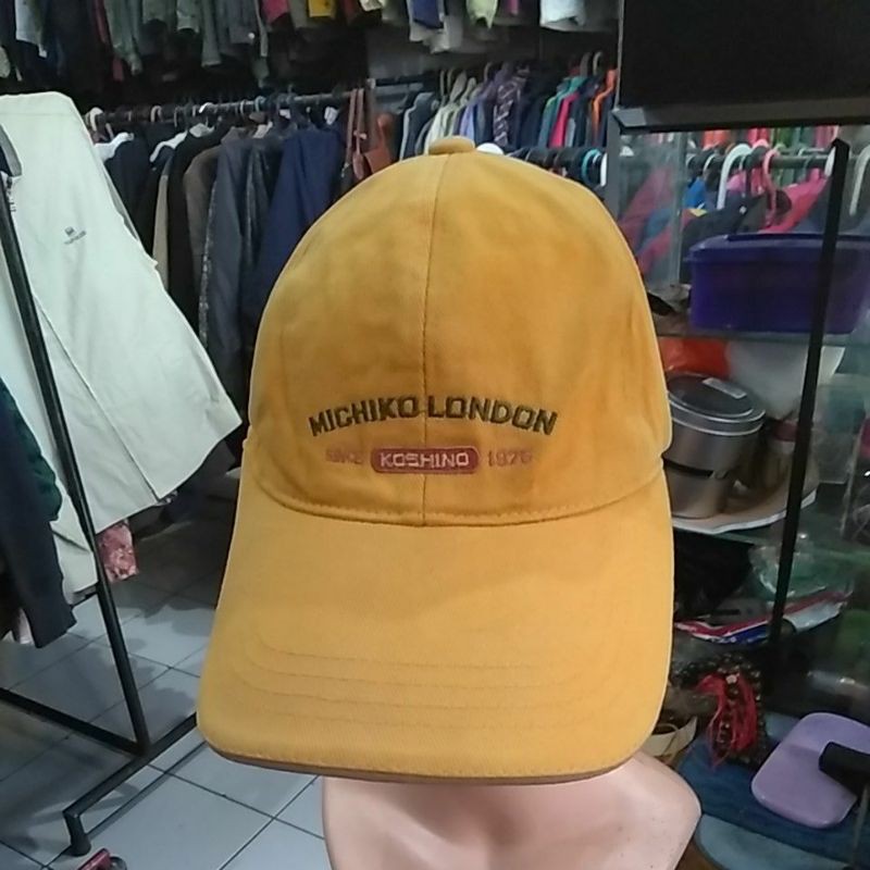 preloved topi michiko london impor