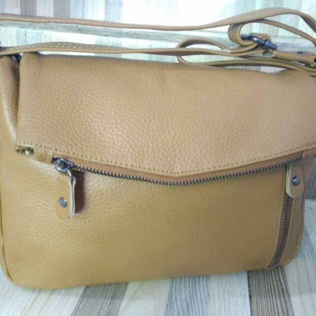 Tas kulit asli sukaregang Garut