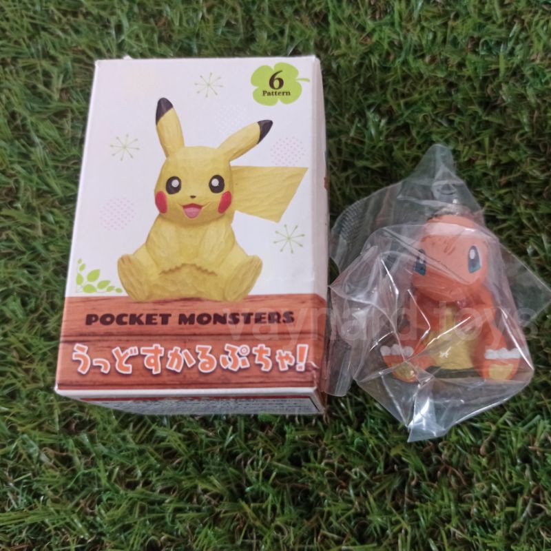 pokemon figure keychain charmander gantungan kunci charmander