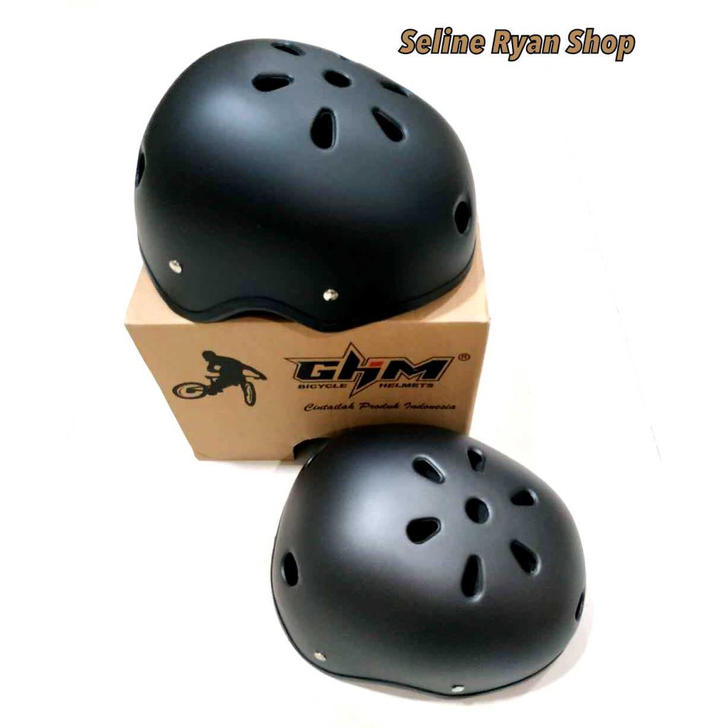 Helm Batok Sepeda GHM Solid Black Doff