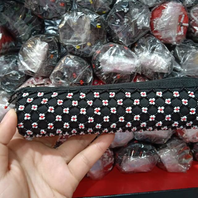 

GUS Tempat Pensil Manik-manik 35