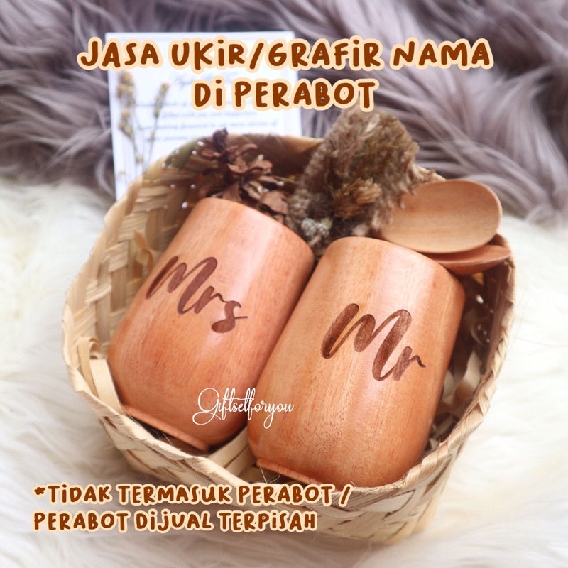 TAMBAHAN GRAFIR NAMA PRABOT KAYU HAMPERS PERNIKAHAN KADO WEDDING