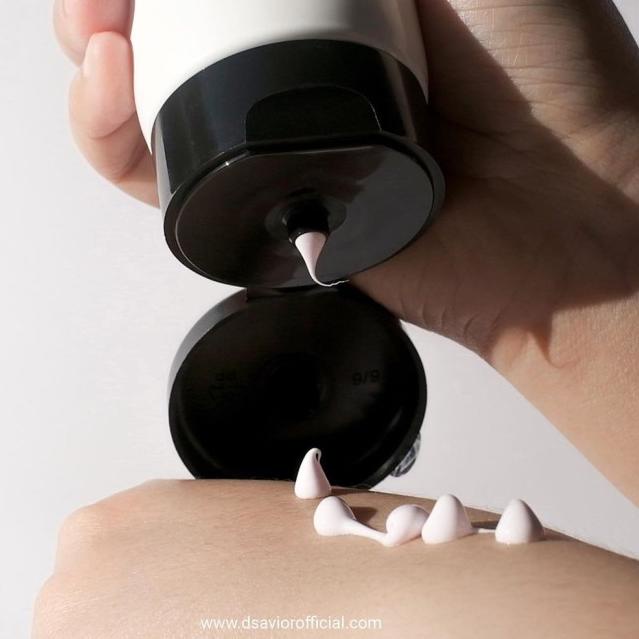 ✿ D'SAVIOR DSAVIOR D SAVIOR WHITENING BODY SERUM BODY PEELING - BODY SERUM ◙