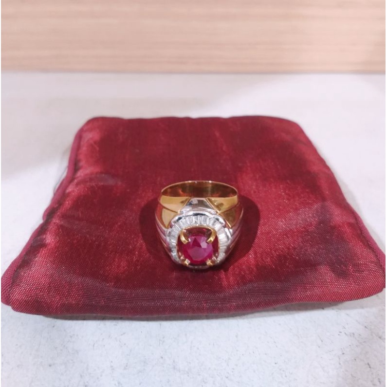 RUBY BURMA STRONG RED HEAT A 2 carats