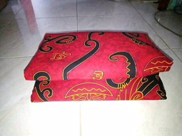 Kain Batik Laweyan Solo Motif Papua Warna Dasar Merah ( Primissima )