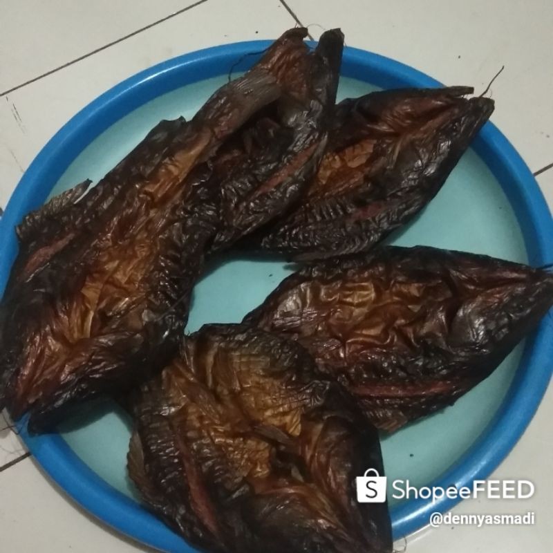 

ikan salai/ ikan asap baung sungai / 500 gram