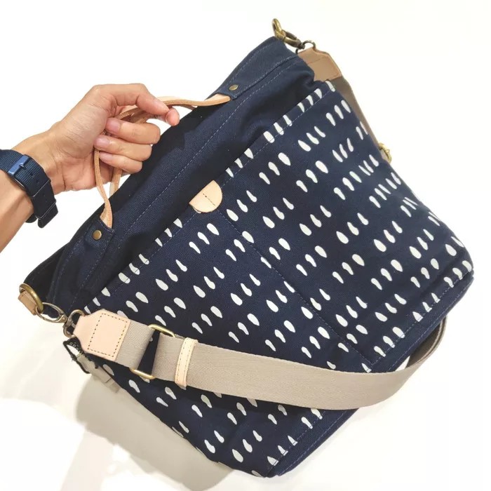 

Work tote Coma Navy Canvas Living