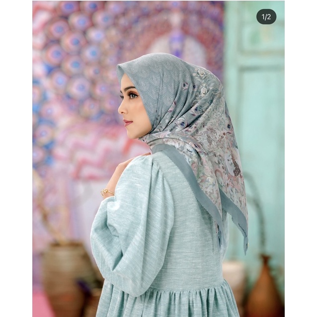 The Ederra Series Buttonscarves Green Milieu