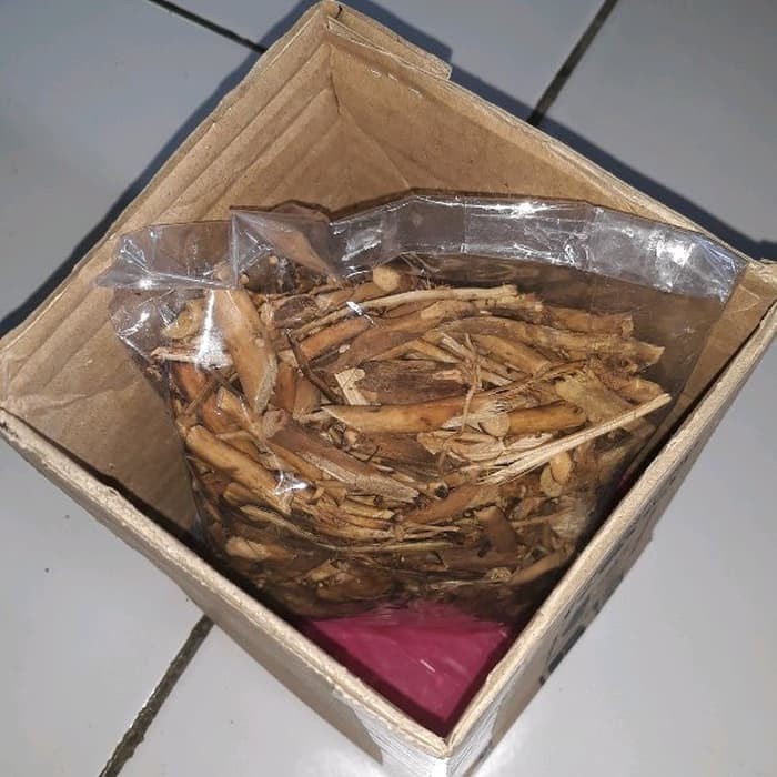 

READYSTOCK Akar Pinang Kering 500 gram - Bonus daun kumis kucing 50