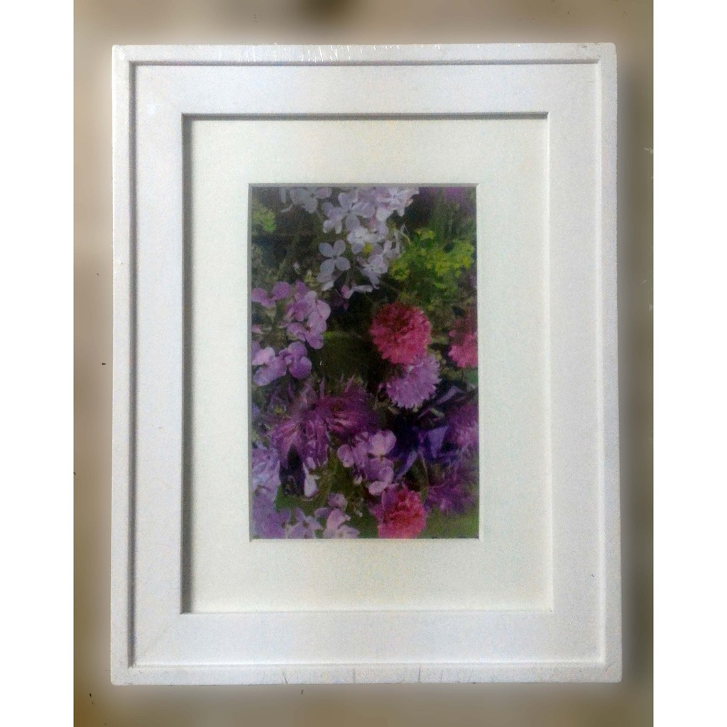 Bingkai Foto 6R Putih Full Frame atau 4R Putih dengan Lis Putih Kayu