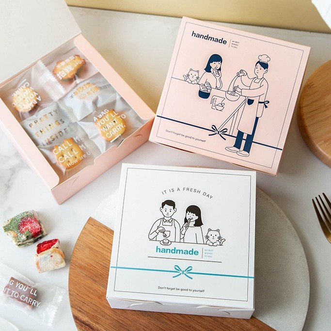 

ISI 5 PCS - Kotak Hadiah Kemasan Kue / Gift Box Souvenir Ilustrasi Minimalis