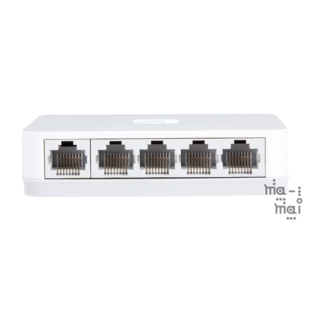 D-Link Switch DES-1005C 5-Port Fast Ethernet Desktop Switch In Plastic