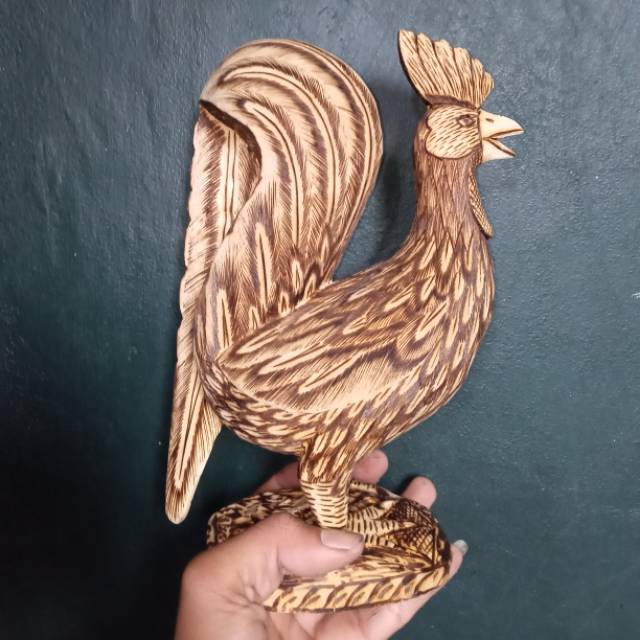 Kerajinan kayu patung ayam solder