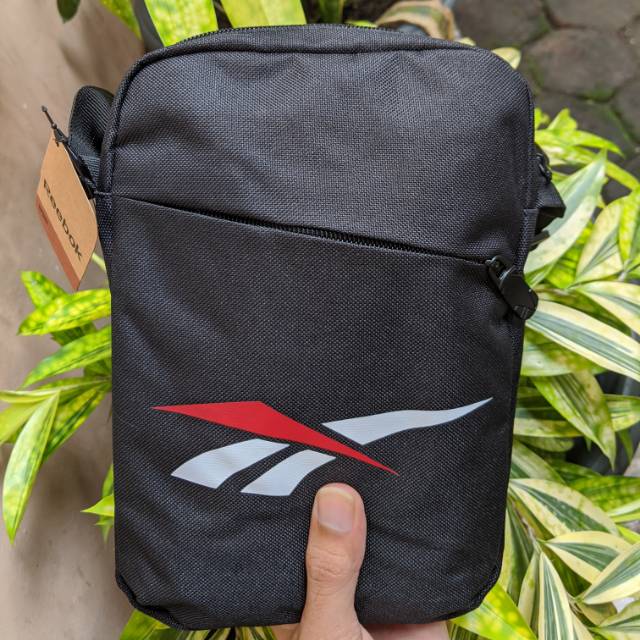sling bag reebok