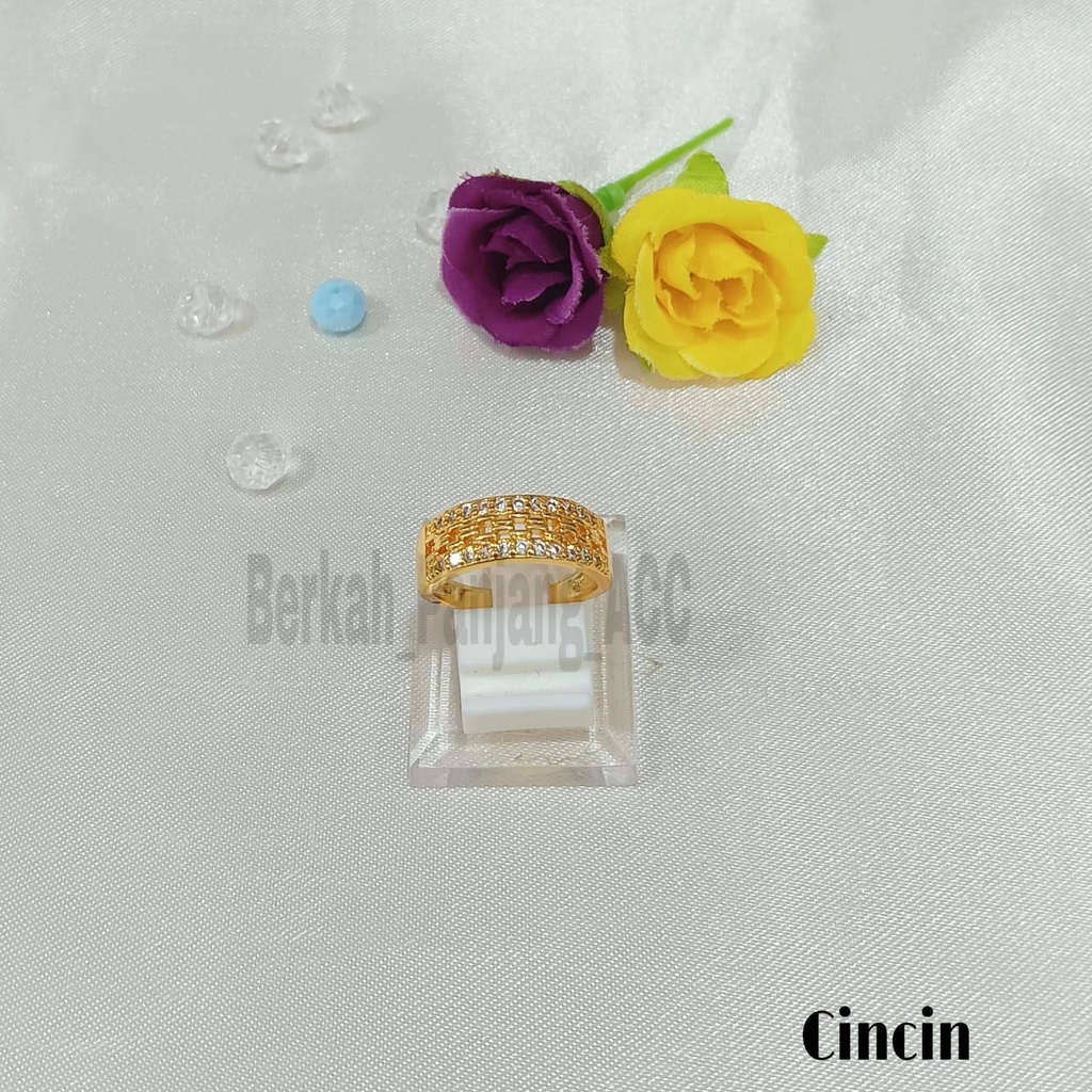 GELANG+CINCIN DESAIN UKIR KOTAK SUPER ELEGAN  KOREA PERHIASAN ANTI KARAT DAN ANTI LUNTUR