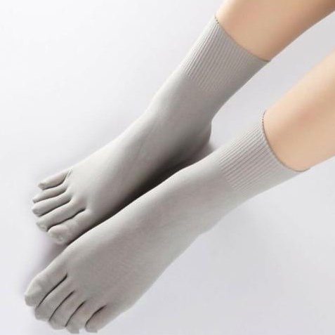 Stoking Kaos Kaki Jari 5 Import Quality Bahan Tipis Lembut / Kaus Kaki Cewek Gaya Korea Impor Model Jari Terpisah Bahan Stocking Halus