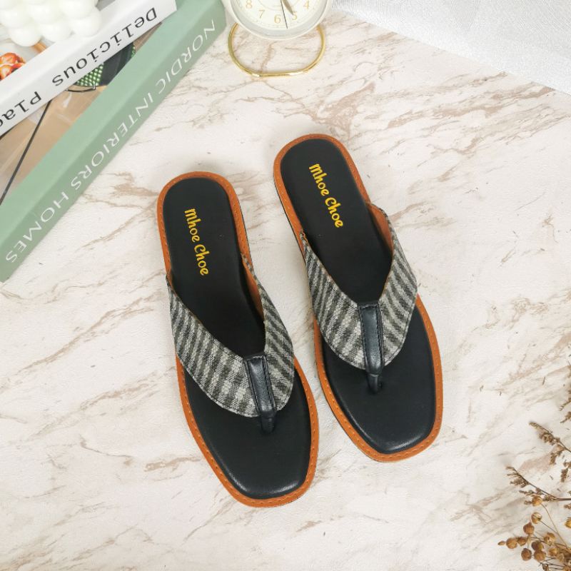 BZG  - CLAUDYA Flip Flop Sandal Wanita Santai Motif Kotak UJ 03