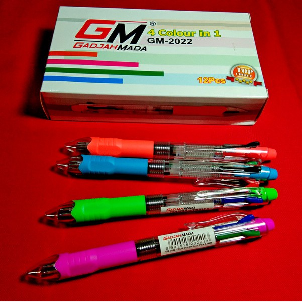 

GM 2022 Ballpen 4 Colour In 1 ( 1 Pack - 12 Pcs ) ( IRRA STORE )