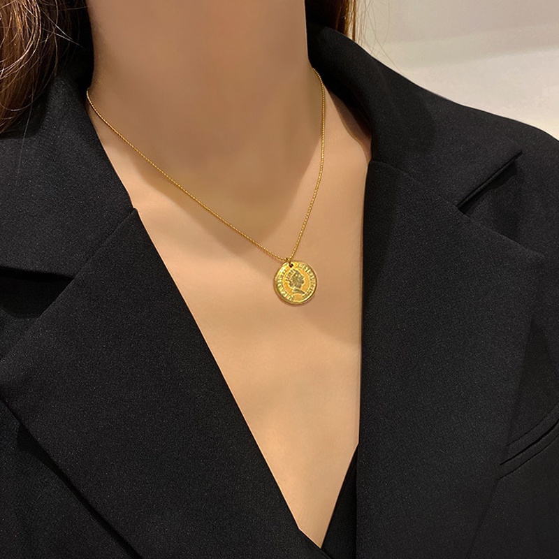 Kalung Rantai Gaya Retro Korea Dengan Liontin Koin Emas Untuk Wanita Kalung Gaya Barat Retro Coin Pendant Kualitas Tinggi