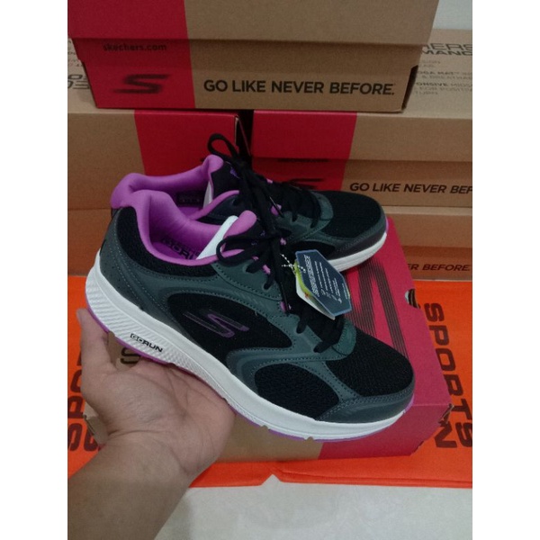 Sepatu Skechers Gorun Consistent Women