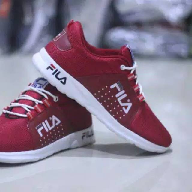 Sepatu running fila grade ori label vietnam merah