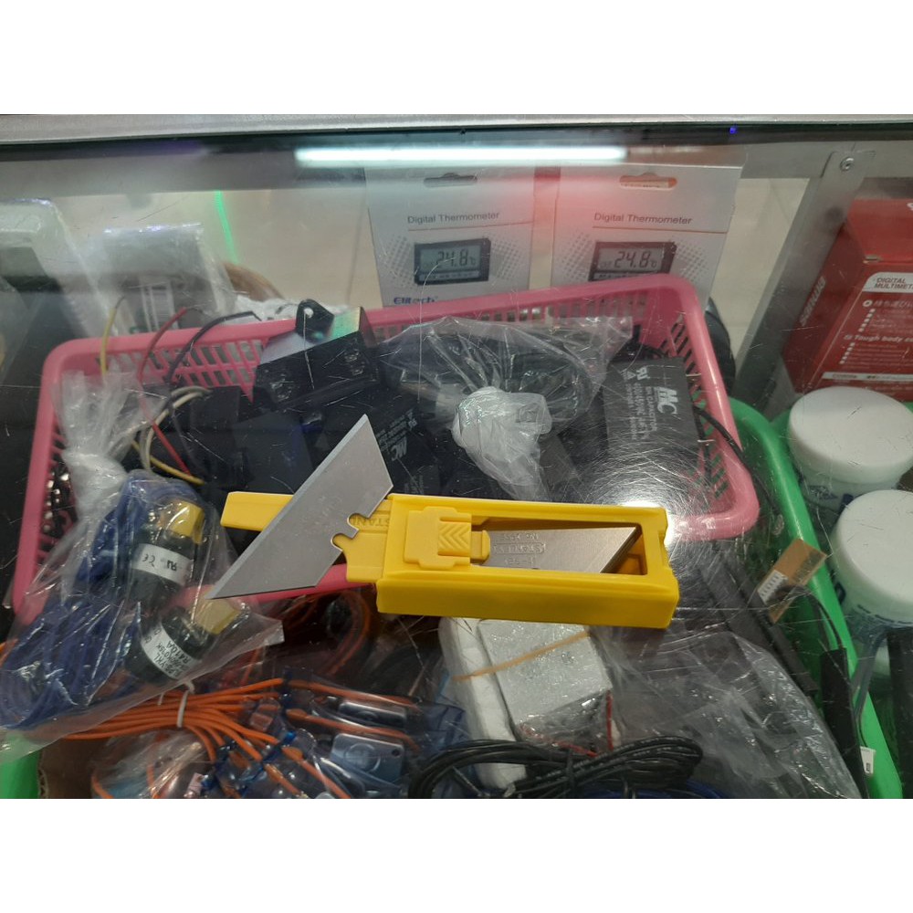

mata atau pisau cutter pu ducting isi 10 pcs spare part