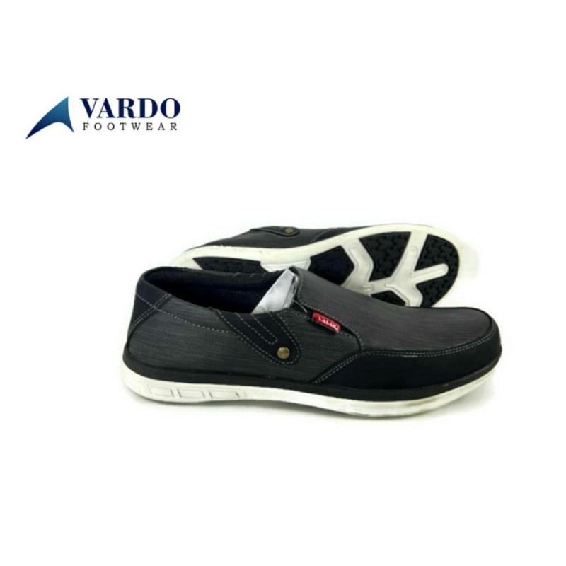 Sepatu pria slip on KULIT original Vardo/seatu slop/sepatu tanpa tali/sepatu santai ausol KARET