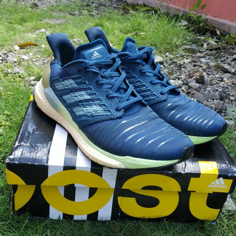 Sepatu Adidas Solar Boost m original. size 44 ⅔ second preloved.