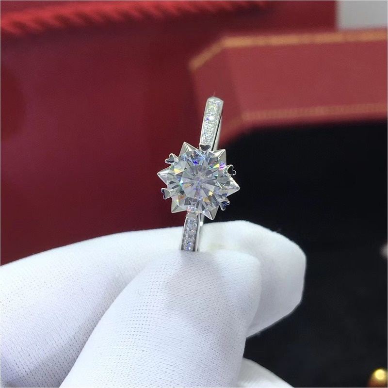 Fashion Inlaid Diamond Ring Classic Elegant Ring