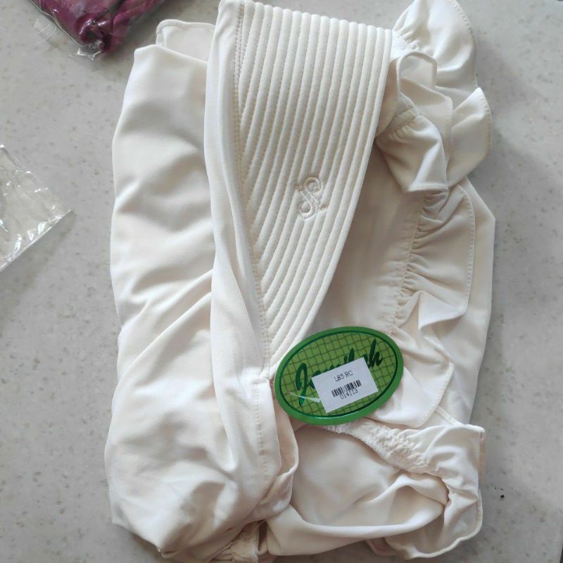 L 85 RC JILBAB BERGO ORIGINAL JAMILAH HIJAB | L 85 RC Tanpa Payet ORIGINAL Size M-Putih tulang keCream