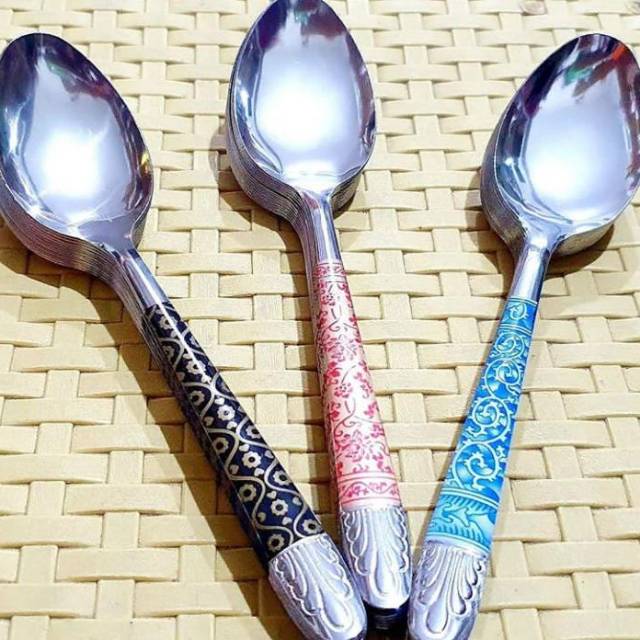 Sendok batik lusinan