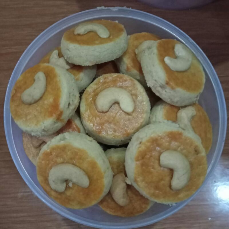 

Kue Kacang