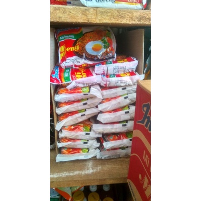 

Indomie Mi goreng Instan /Mie Goreng ayam/Bawang/kari ayam/1 pack isi 40 Bungkus