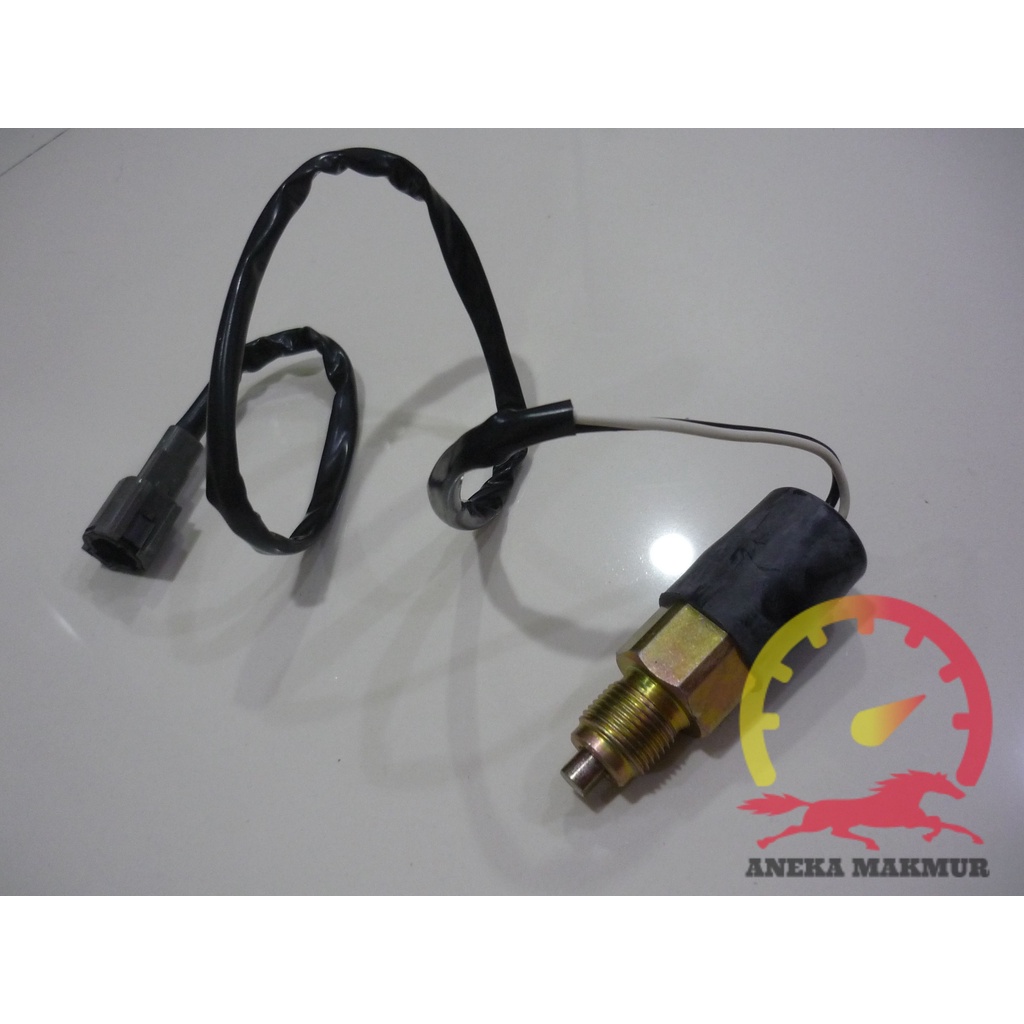 SWITCH REVERSE NISSAN UD CWB45A CWA260 CWB520 TZA520 CWM430 CWM330