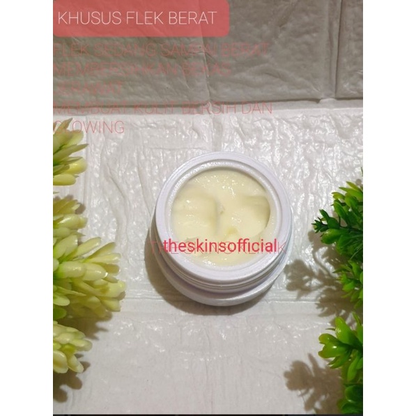 NIGHT WHITENING SALEP FLEK HITAM/CREAM MALAM FLEK HITAM [OBAT]
