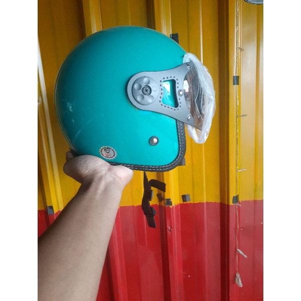 HELM PILOT AIZO
