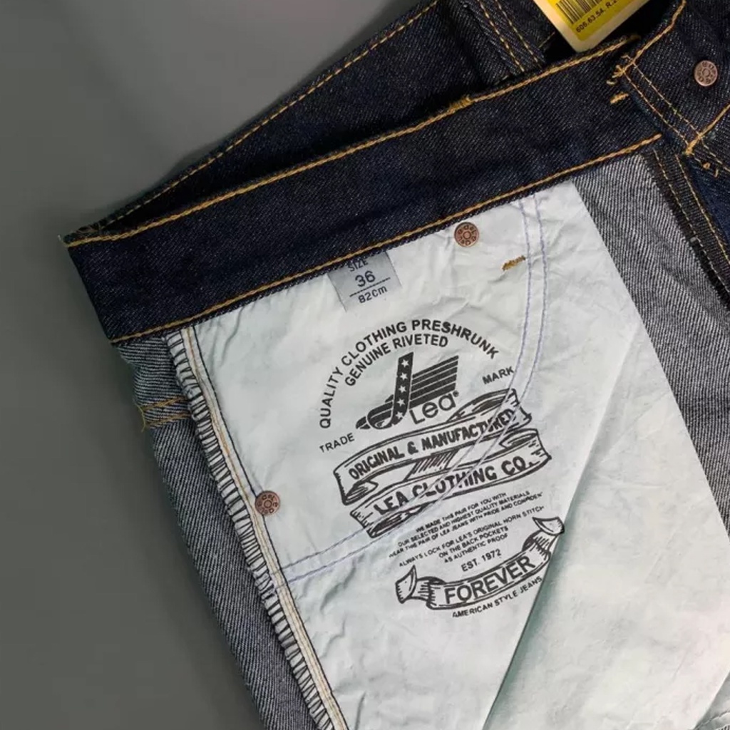 Produk Baru Jeans Reguler basic abu pria jins lea 606 terbaru Qaulity emba denim non streach cardianal tidak melar