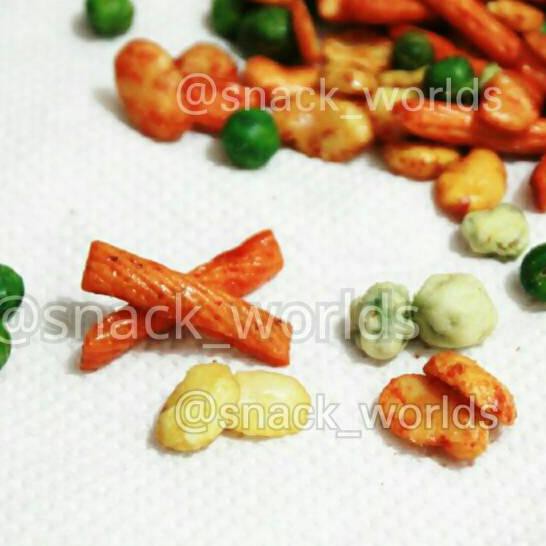 

LY4✿ 500gram Kacang Mix / campur /kacang kangoro Kirim Langsung