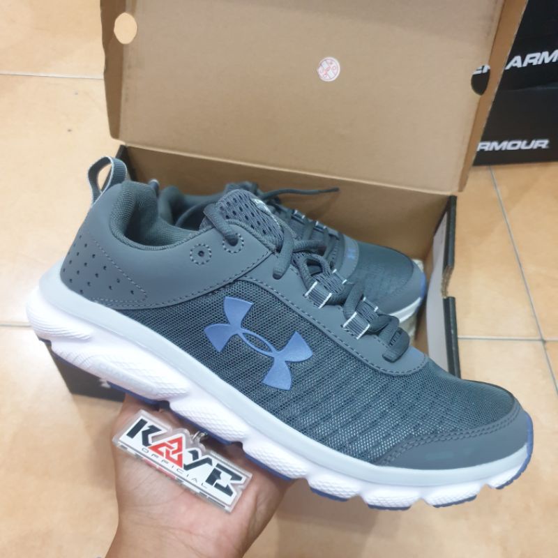 ua men's charged assert 8