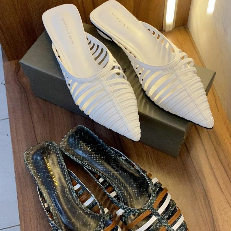 SANDAL SLOP WANITA CHARLES&KEITH CK-314 ORIGINAL QUALITY