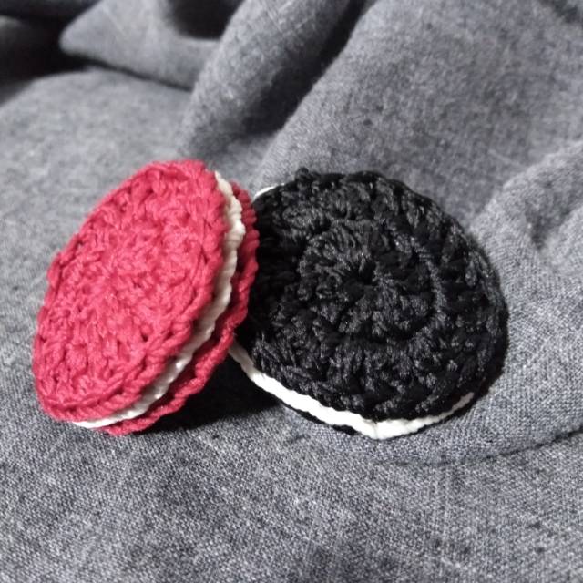 AMIGURUMI BONEKA RAJUT OREO DAN OREO SUPREME