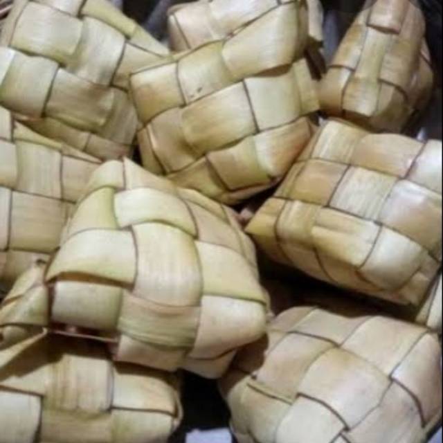 

KETUPAT MATANG