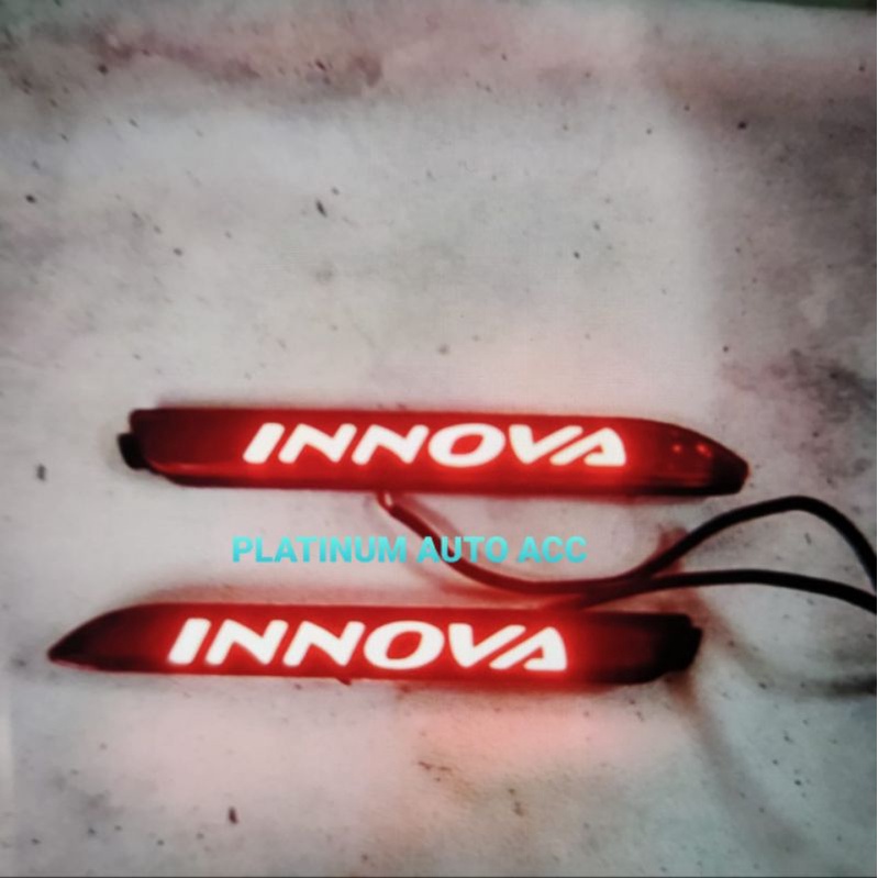 Lampu LED reflektor bumper belakang Grand Innova 2012-2015.