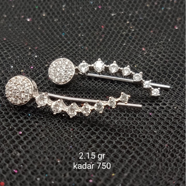 Anting Emas 17K - 2.15 gr Kadar 750 - 1887