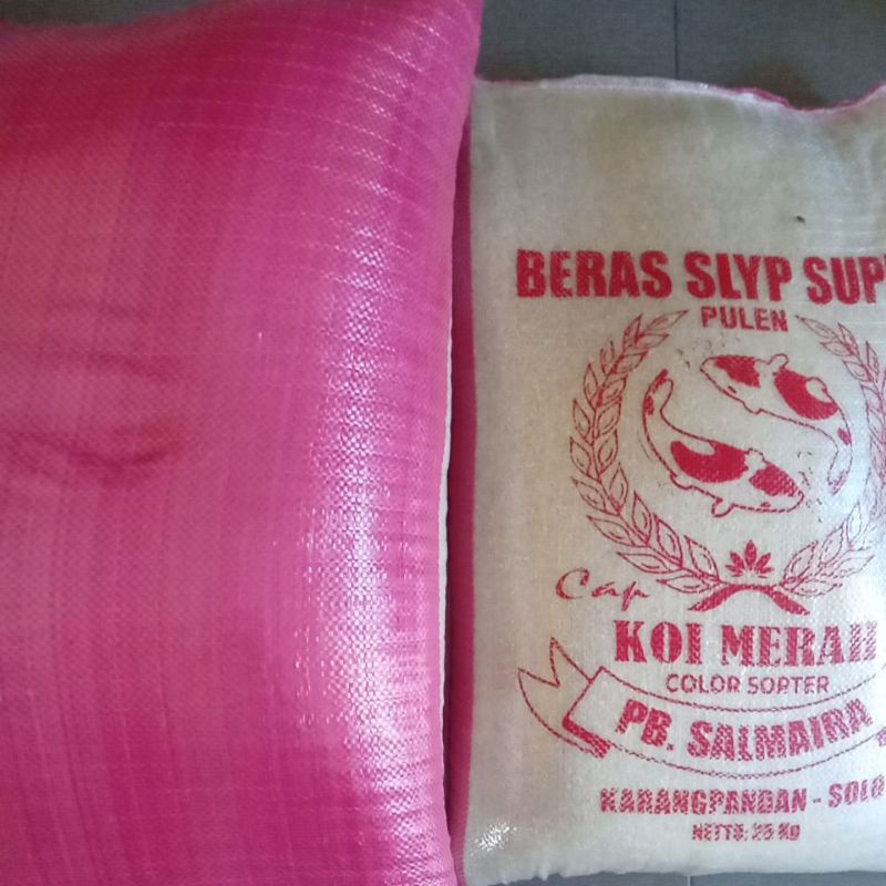 

Beras Koi Merah