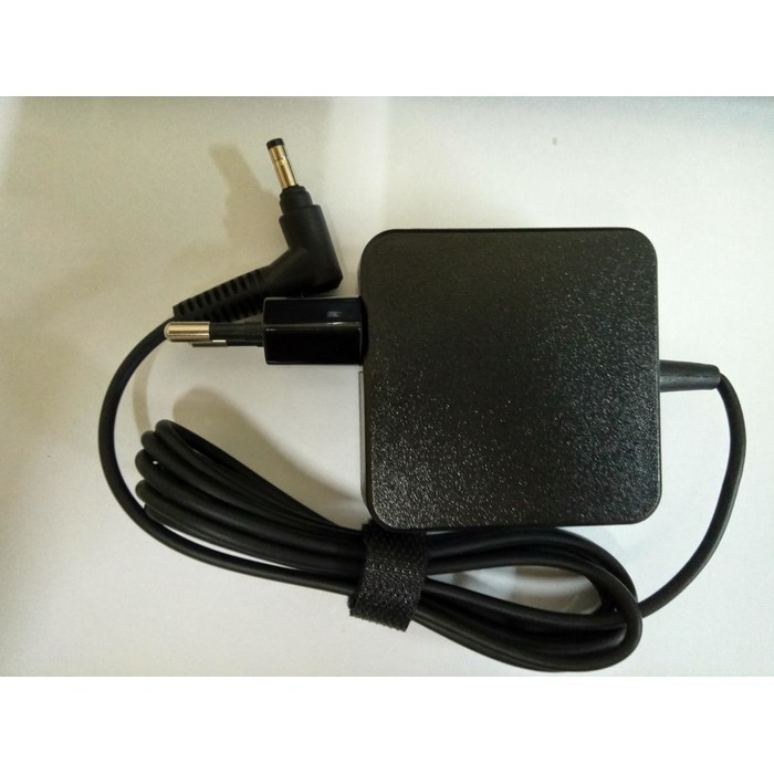 Charger Lenovo IdeaPad 110 110-14IBR 110-14ISK 110-15ISK 110-15IBR 110-15ACL 110-15AST 110-17IKB Ori